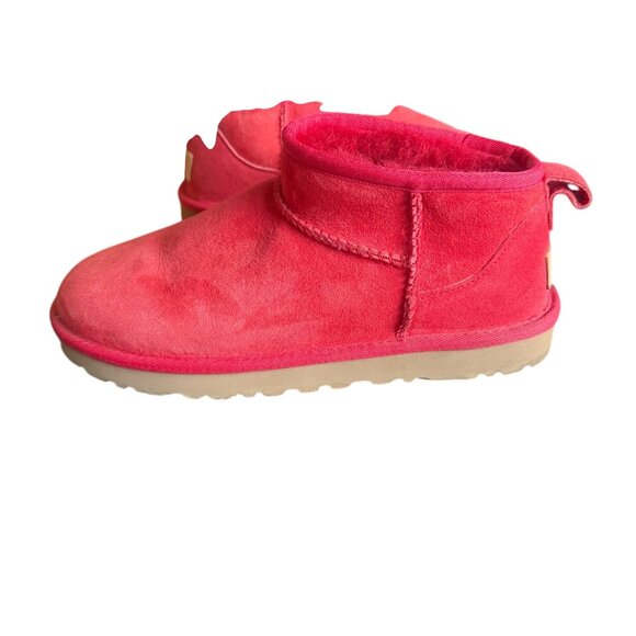 UGG Women's Classic Ultra Mini Cardinal Red NWOB Sz. 7 Retails $160 - Picture 3 of 11